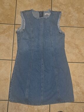 Shoe Dazzle Light Blue Frayed Denim Top